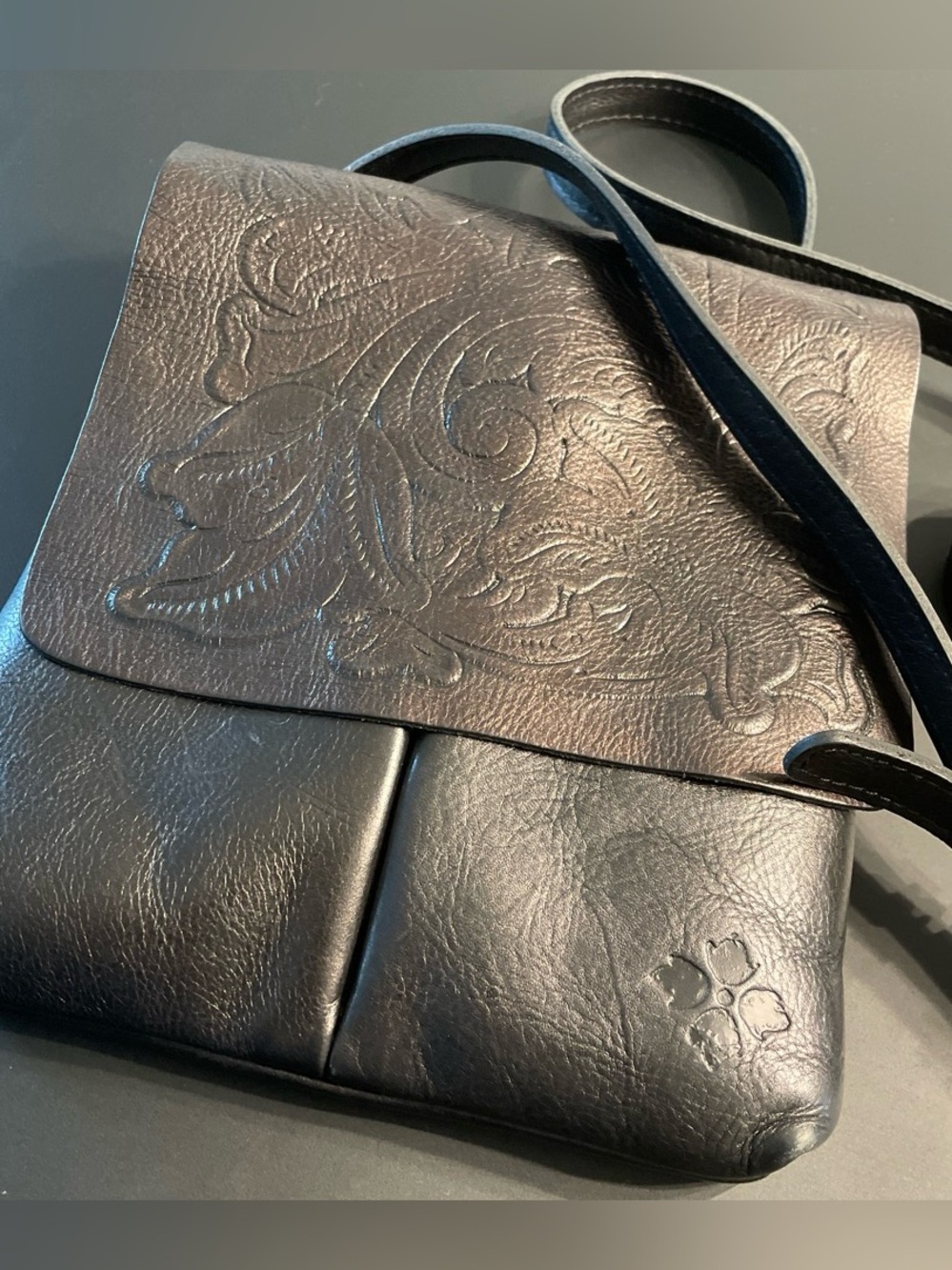Patricia Nash Granada Crossbody Black Tooled Natural Leather Minimalist Logo